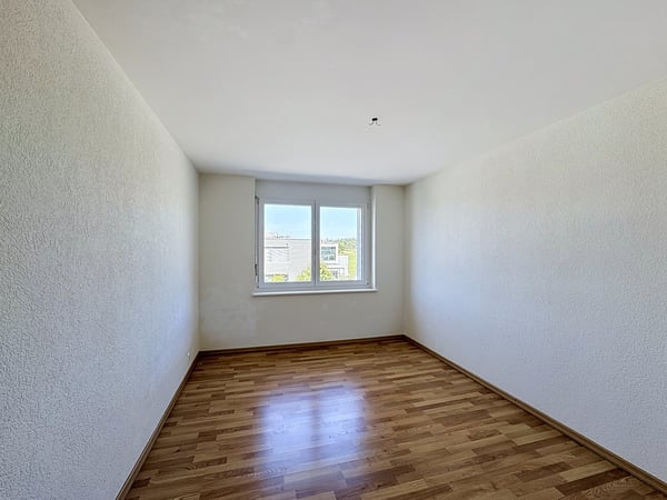 Appartement de 4.5 pièces lumineux avec balcon. 7