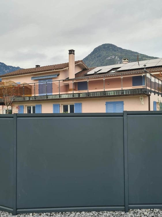 Appartement avec une grande terrasse et vue sur les Dents-du-Midi 2