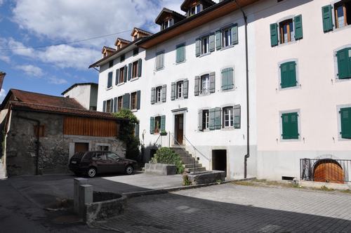Appartement de 2.5 pièces au rez-de-chaussée 5