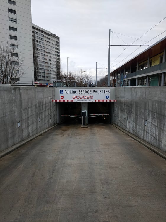 Place de parking, située en sous-sol. 1