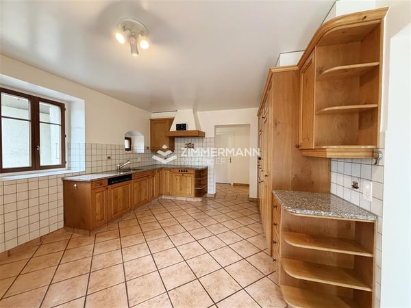 Maison de village,8,250 3