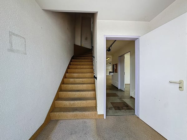 Surface artisanale et administrative 9