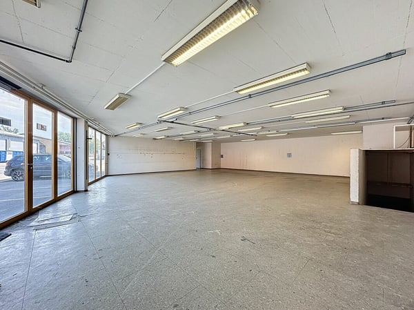 Surface artisanale et administrative 4