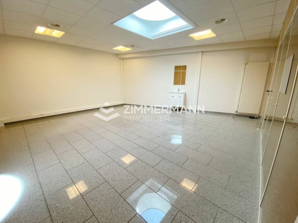 Jolie arcade dans le quartier de Sécheron 8