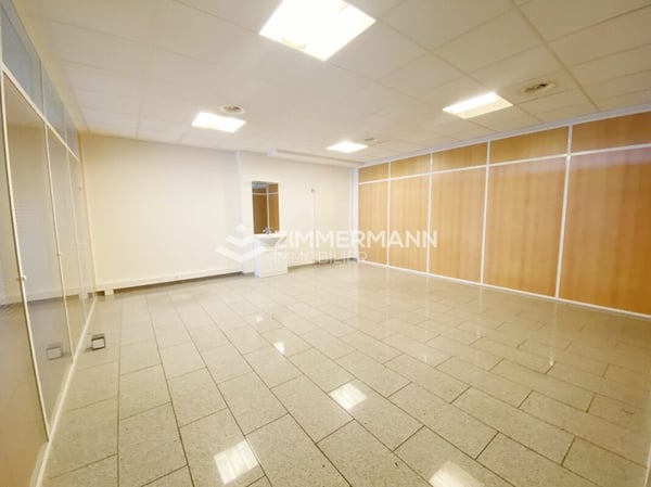 Jolie arcade dans le quartier de Sécheron 4