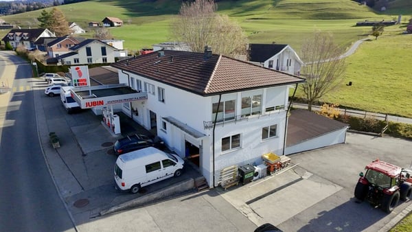 Immeuble de rendement mixte 4