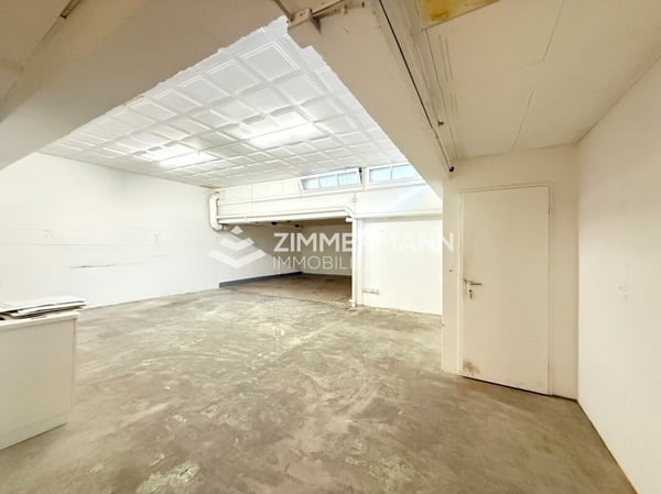 Espace de Stockage de 770 m² à Montbrillant ! 7