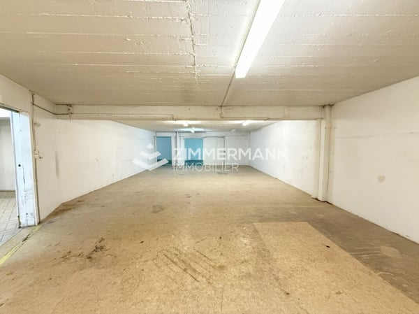 Espace de Stockage de 770 m² à Montbrillant ! 5