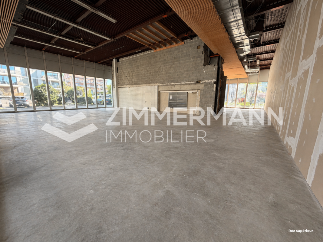 Surface commerciale au rez 525m2