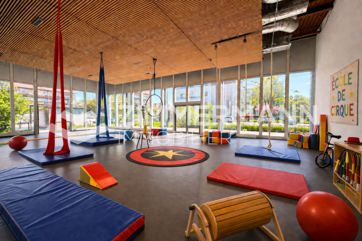 Superbe surface commerciale au rez 525m2