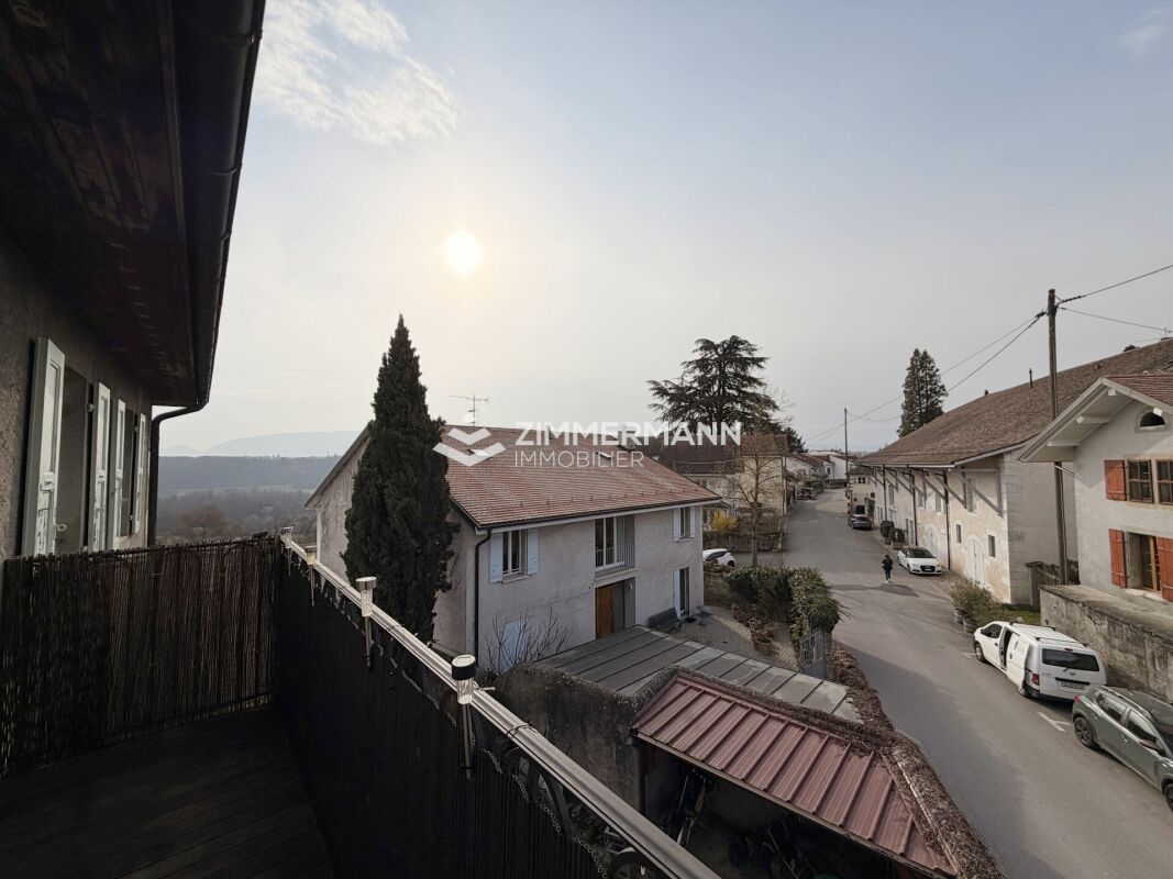 Duplex 7,5 pièces à Russin