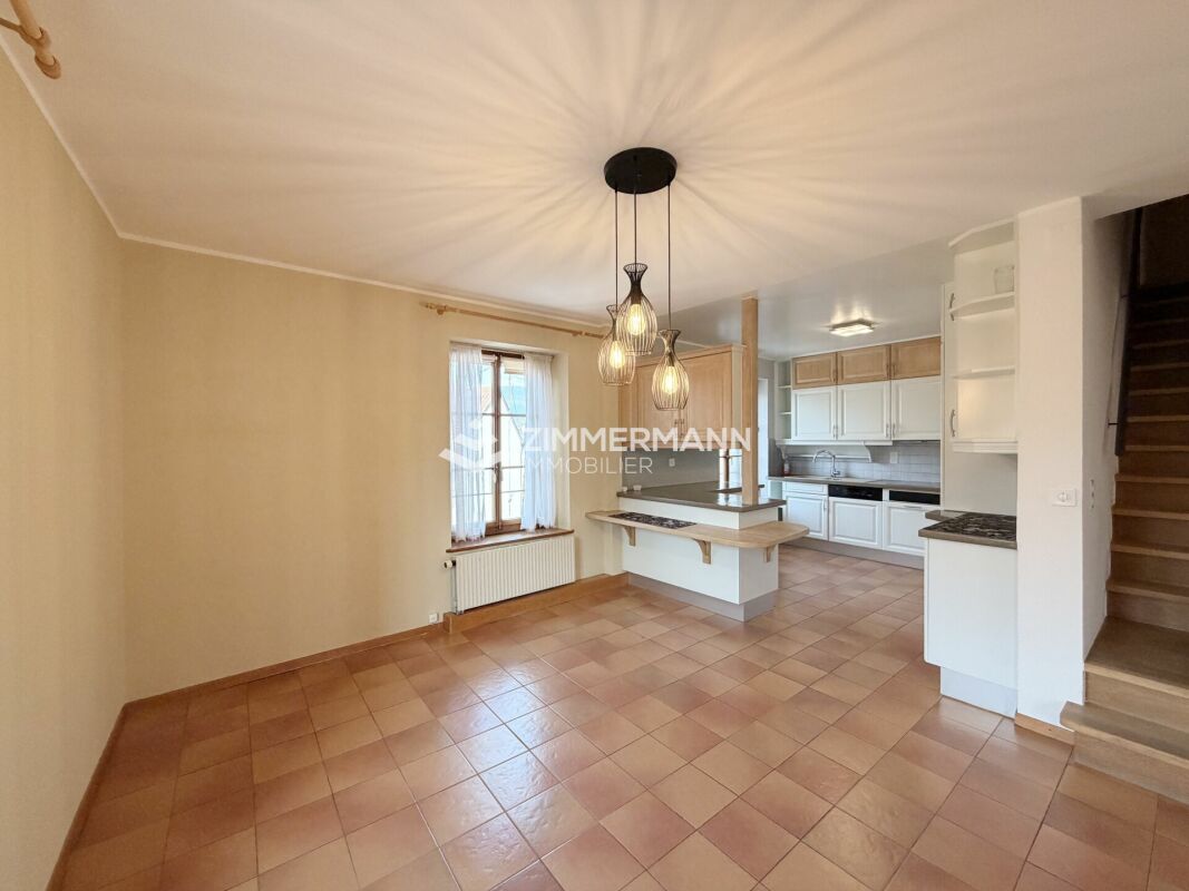 Duplex 7,5 pièces à Russin