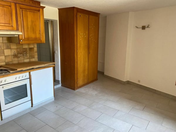 Petit immeuble de rendement au coeur de Fully 3