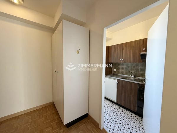 Charmant appartement 2 pièces en Vieille-Ville ! 5