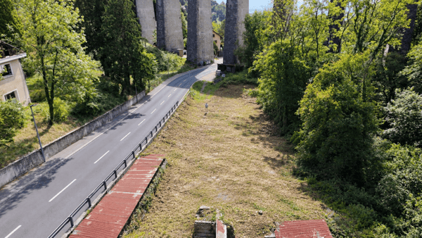 Parcelles en zone industrielle avec permis de construire 3