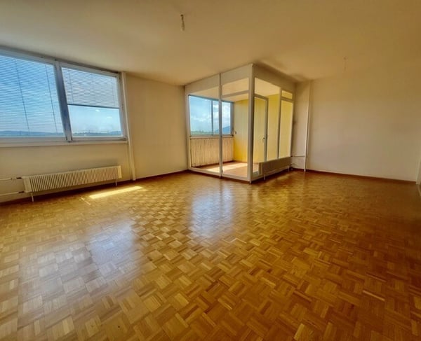 APPARTEMENT TRAVERSANT DE 5 PIECES 1