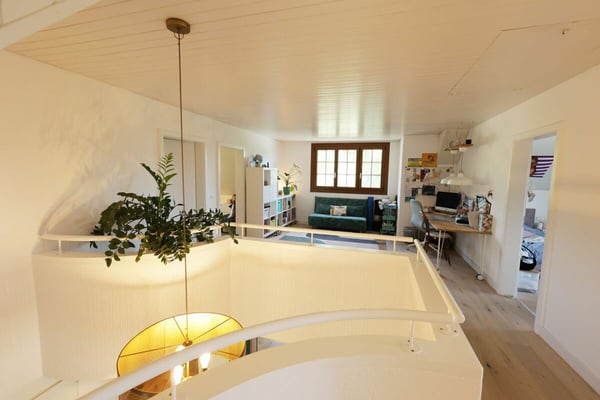 Magnifique maison rénovée de 7.5 pièces avec piscine extérieure 20