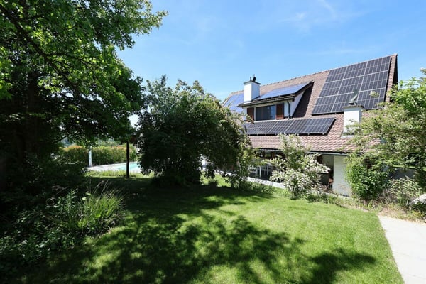 Magnifique maison rénovée de 7.5 pièces avec piscine extérieure 6