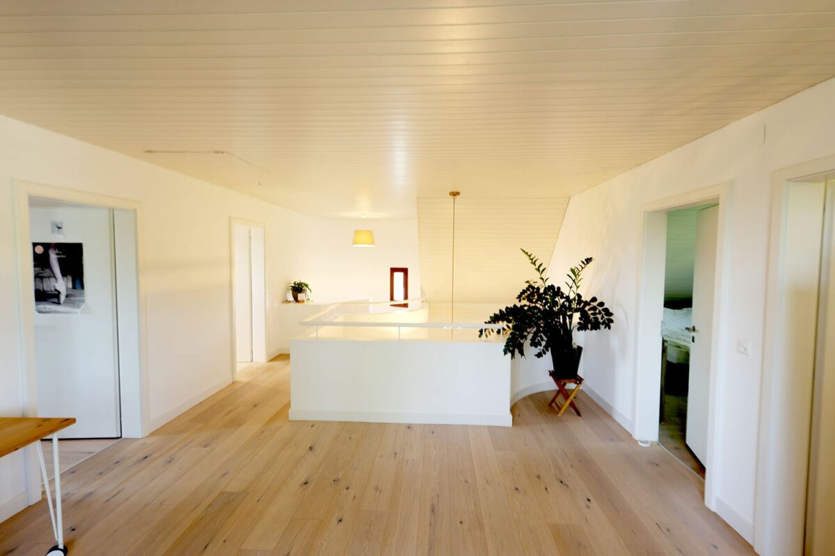Magnifique maison rénovée de 7.5 pièces avec piscine extérieure