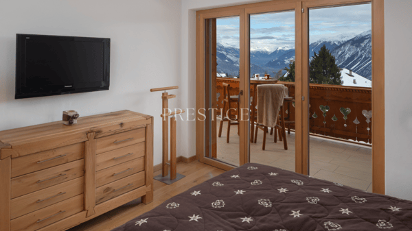 Einladendes 5.5-Zimmer-Apartment nur wenige Schritte vom Zentrum von Crans-Montana entfernt 10