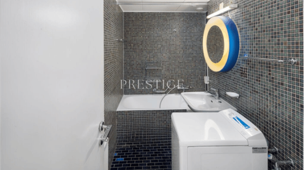 Appartement 2.5 pièces au centre de Crans – Terrasse & fort potentiel 6