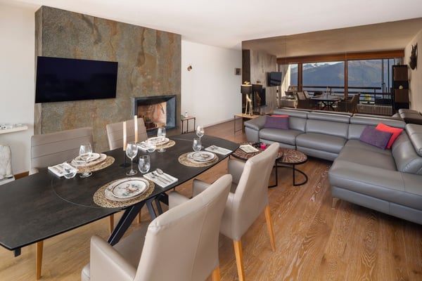 2.5pces en SI avec vue panoramique sur les montagnes – Crans-Montana 2
