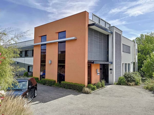 Immeuble mixte de 1'400 m2 à louer 1