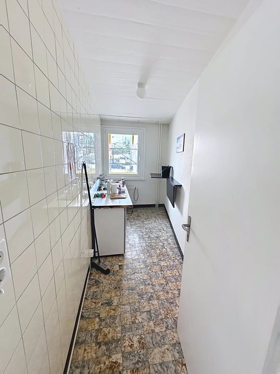 Surface administrative à reprendre ? 230 m² à Ecublens 7