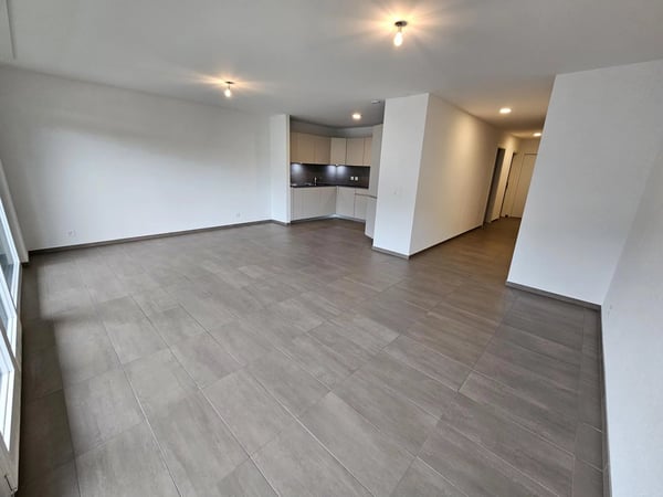 Bel appartement contemporain de 5.5 pièces avec balcon 2