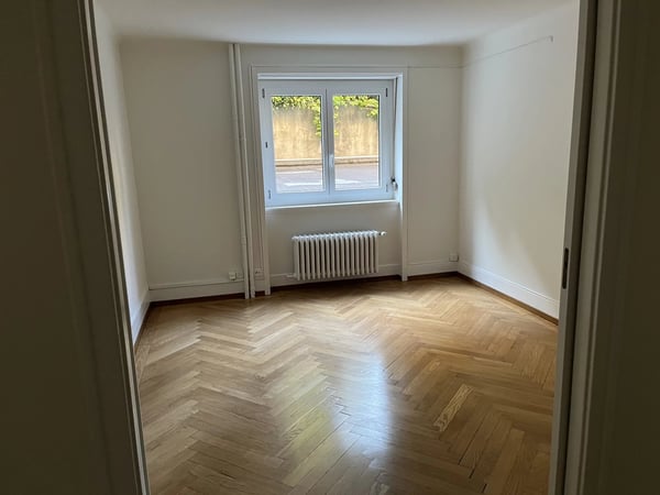 Appartement 6 pièces avec poste de concierge 1