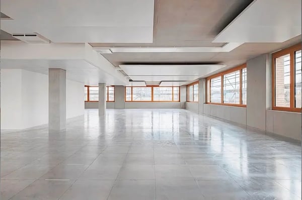 Surfaces de bureaux modernes de 200 à 1300 m2 6