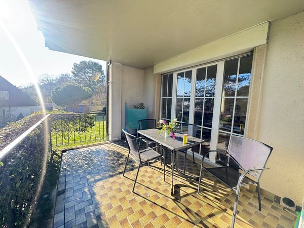 Appartement de 4 pièces avec terrasse situé dans quartier calme 2