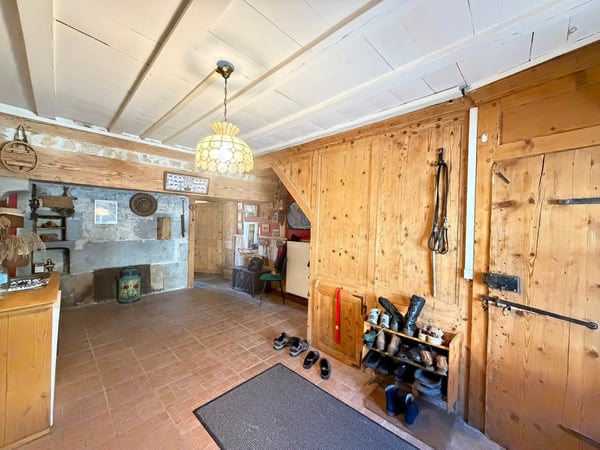 France voisine, Châtel-Blanc, à vendre charmante fermette Franc-Comtoise 2