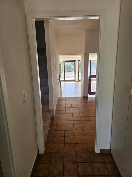Splendide villa jumelle dans quartier résidentiel 3