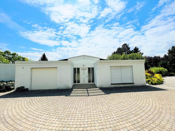 Spacieux et lumineux 3.5 pces - Magnifique propriété calme - Superbe vue - Très grande parcelle 13