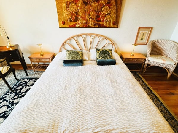 À LA SAISON: Magnifique 1.5 pces - Spacieux & lumineux - Idéalement situé -Splendide vue -Très calme 12