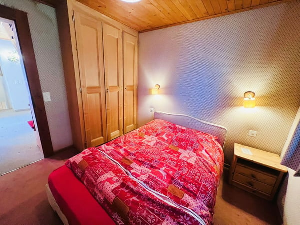 MINIMUM 5 NÄCHTE: Unabhängiges Chalet - 15 Betten - 5 Parkplätze - Gute Lage - Schöne Aussicht - Ruhige Umgebung 14