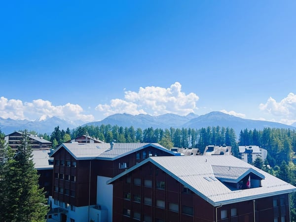 À LA SAISON: Magnifique 1.5 pièces - Spacieux et lumineux - Superbe vue - Bien situé - Lieu calme 17