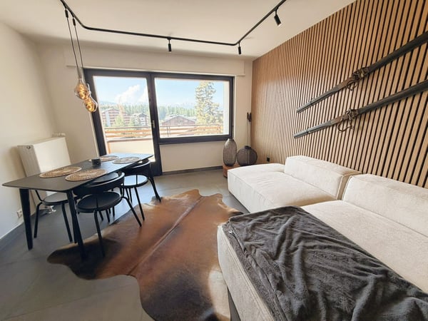 Magnifique 3.5 pces totalement rénové - Spacieux & Lumineux - Endroit calme - Bien situé - Belle vue 1