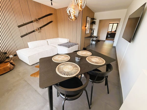 Magnifique 3.5 pces totalement rénové - Spacieux & Lumineux - Endroit calme - Bien situé - Belle vue 3