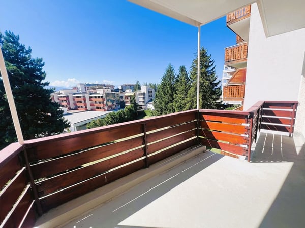 Zur Saison: Prächtige 3.5 Zimmer - Geräumig und hell - Ideal gelegen - Schöne Aussicht - Ruhige Lage 15