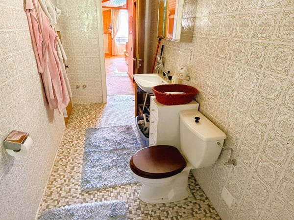 ATTIQUE ! Spacieux et lumineux 1.5 pièces rénové - Extraordinaire vue - Bien Situé - Lieu très calme 10