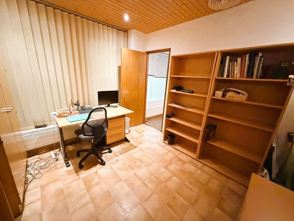 TRÈS SPACIEUX CABINET DE PHYSIOTHÉRAPIE - 10 SALLES DE TRAITEMENT -IDÉALEMENT SITUÉ AU CŒUR DE CRANS 20