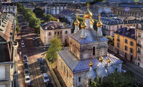 Rare appartement proche de l'église Russe 1