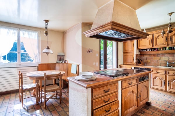 Belle maison familiale à rénover 6