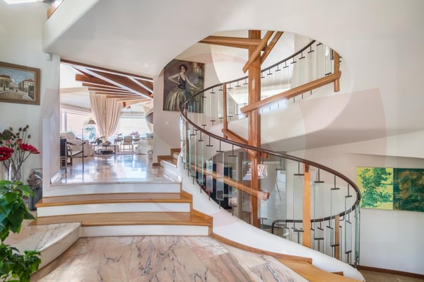 Villa contemporaine avec piscine intérieure à louer non meublée 6