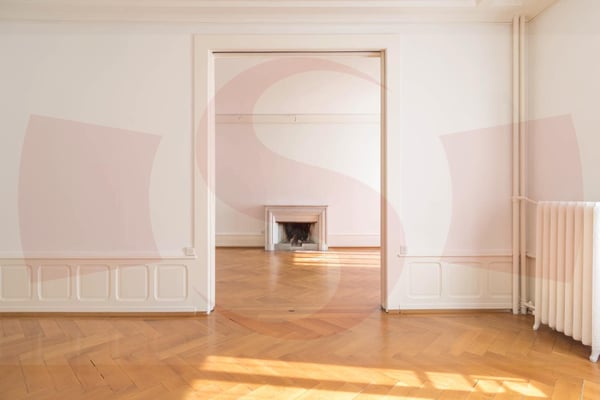 Superbe appartement de 6 pièces dans un immeuble ancien 2