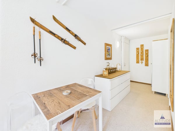 Studio meublé et équipé – 7ᵉ étage – Tour Gentianes, Aminona 5