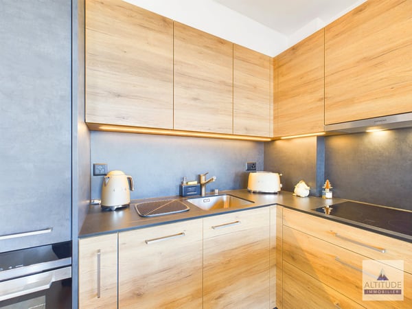 Appartement dans le village de Mollens, offrant une vue magnifique sur les montagnes. 1