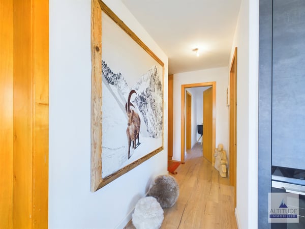 Appartement dans le village de Mollens, offrant une vue magnifique sur les montagnes. 11